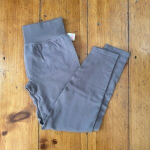 NWT PINK ACTIVE VICTORIAS SECRET DUSTY LILAC CHECKERED LEGGINGS SIZE LARGE